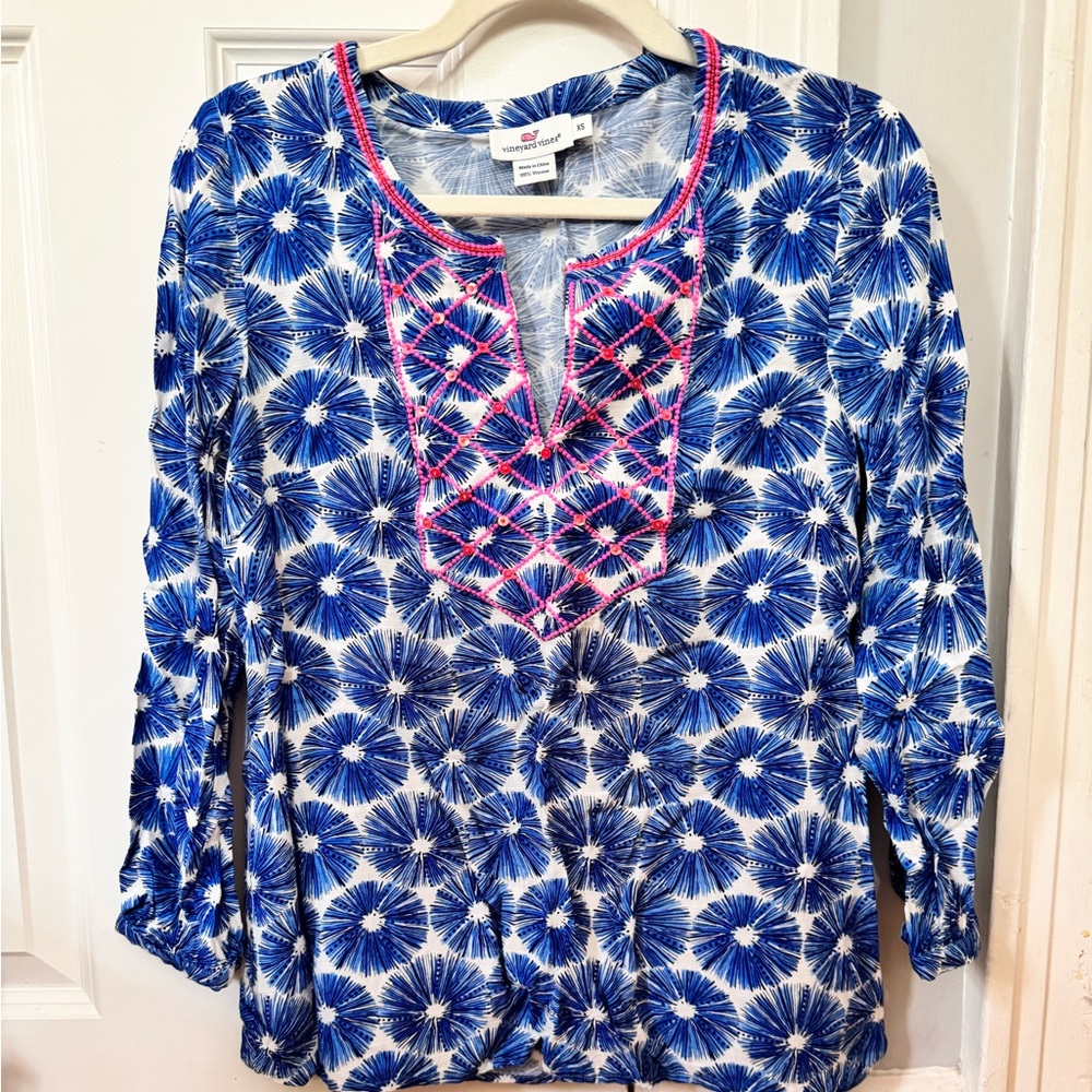 Vineyard Vines Blue and Pink Tunic Top